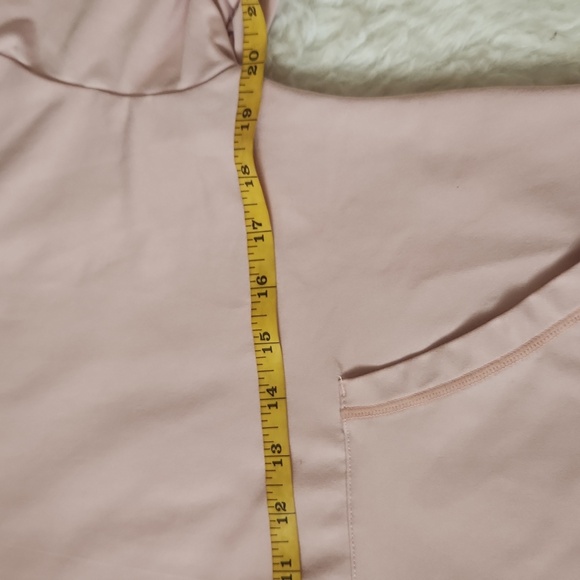 Senita Women's Set Size XS-Jogger and Short Sleeve Hoodie - Picture 7 of 9